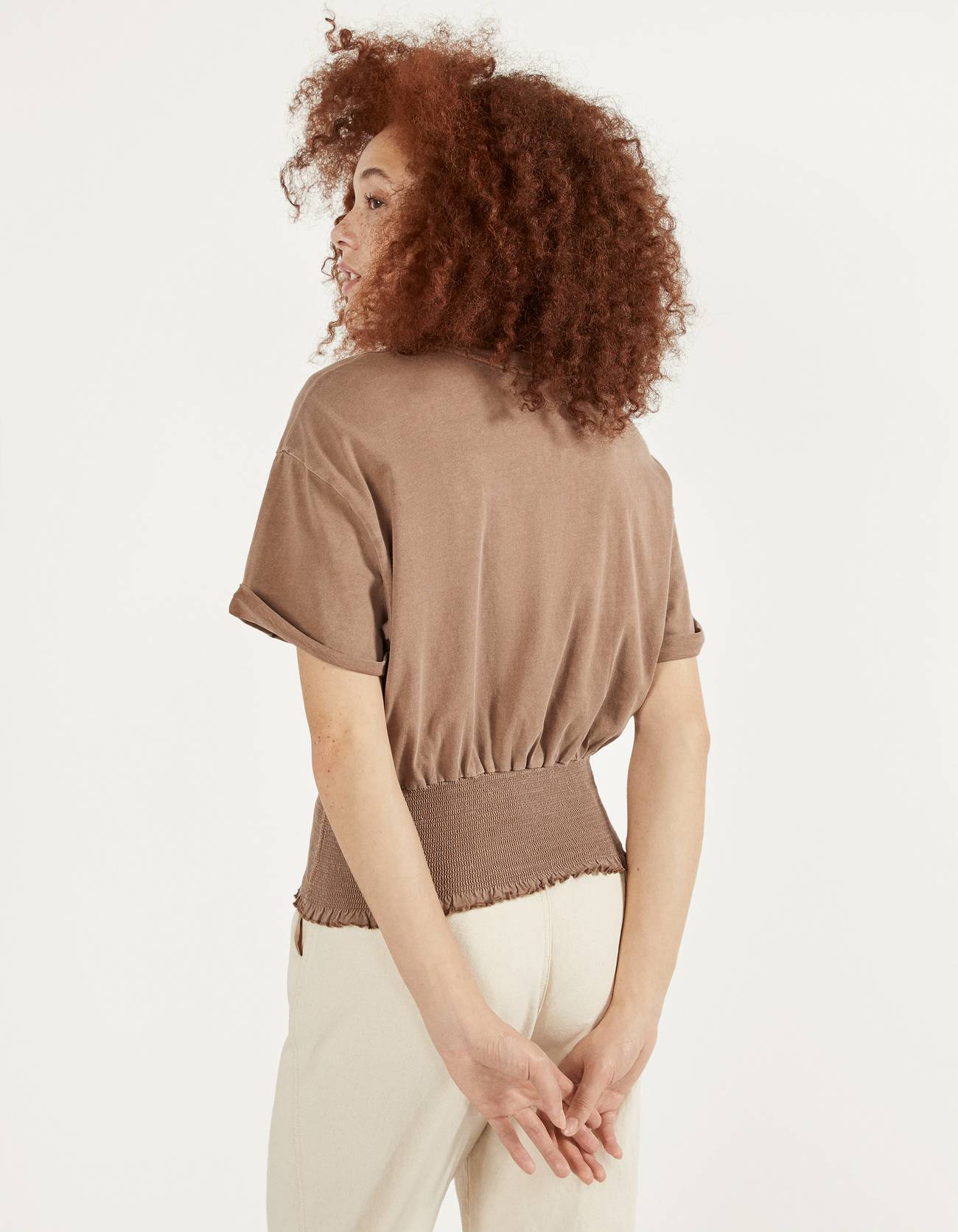 Bershka Büzgülü elastik t-shirt 4 Bershka Büzgülü elastik t-shirt 5
