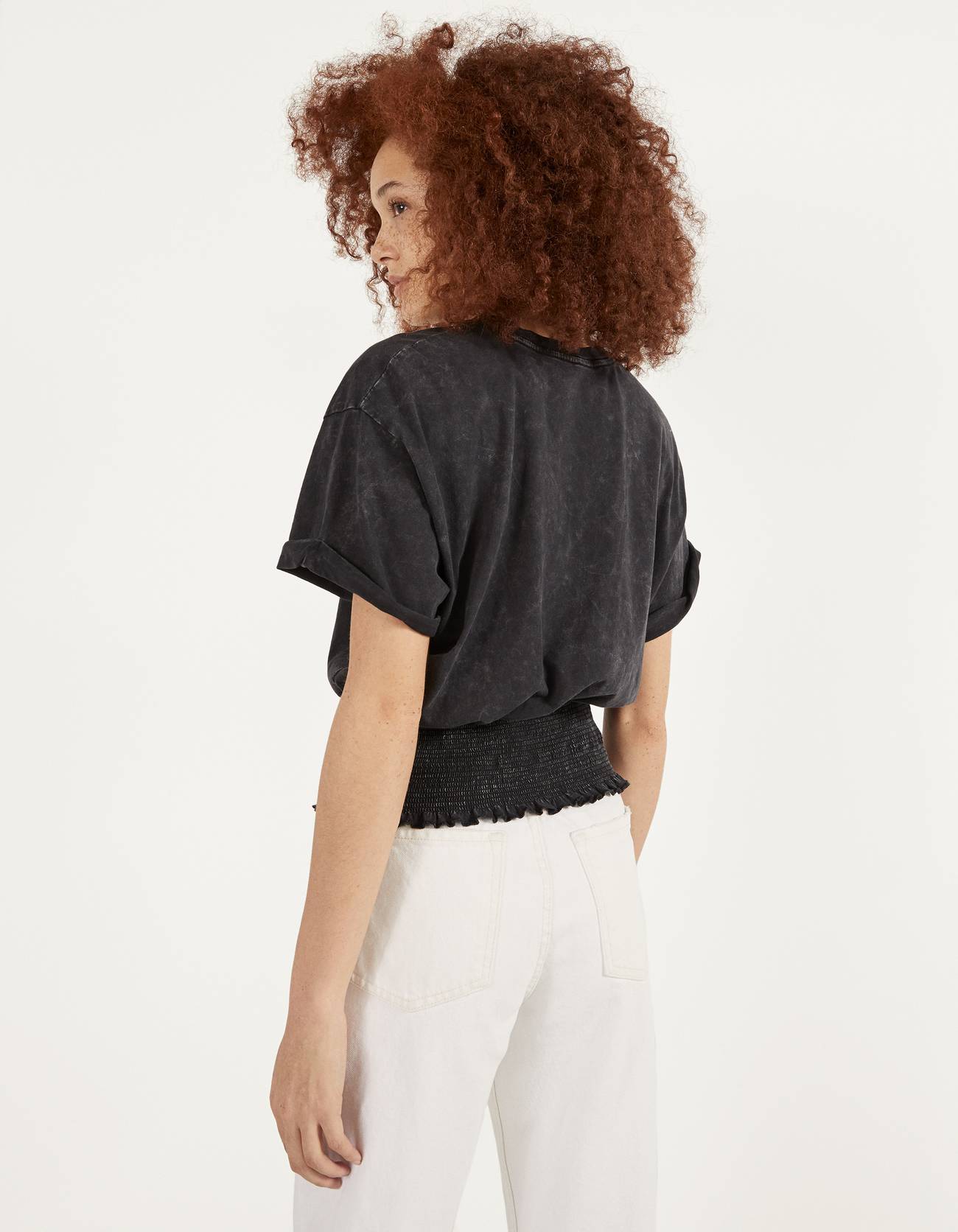 Bershka Büzgülü elastik t-shirt 0 Bershka Büzgülü elastik t-shirt 1