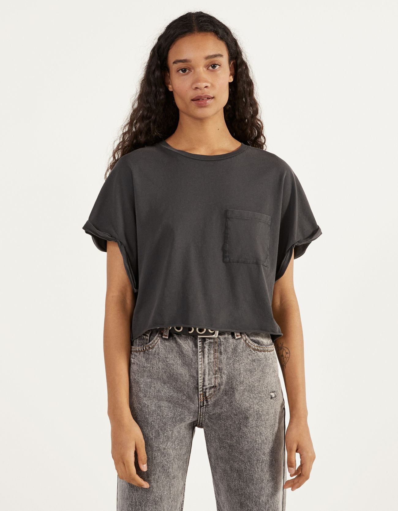 Cropped T-shirt with pocket - Knitwear 