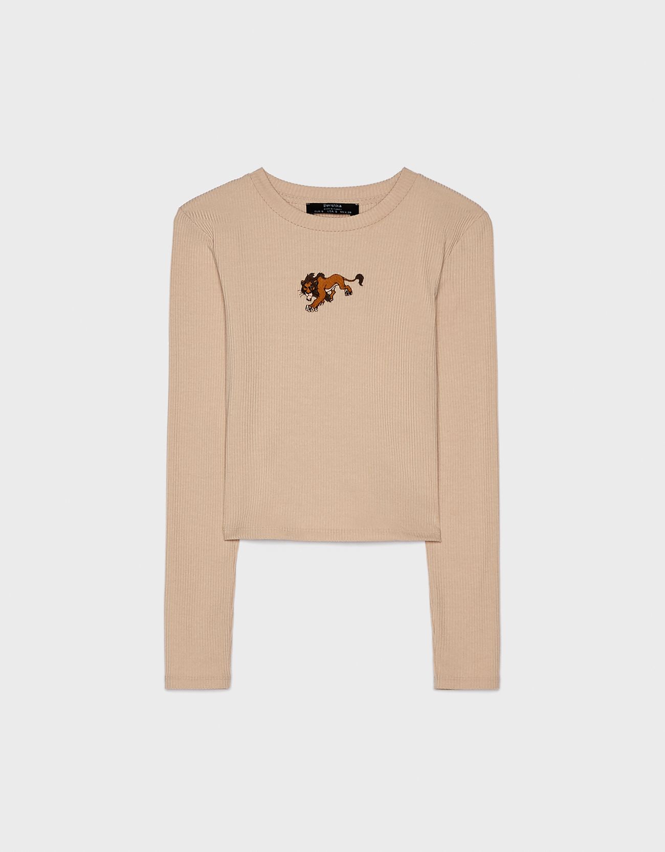 Bershka İşlemeli t-shirt 6 Bershka İşlemeli t-shirt 7