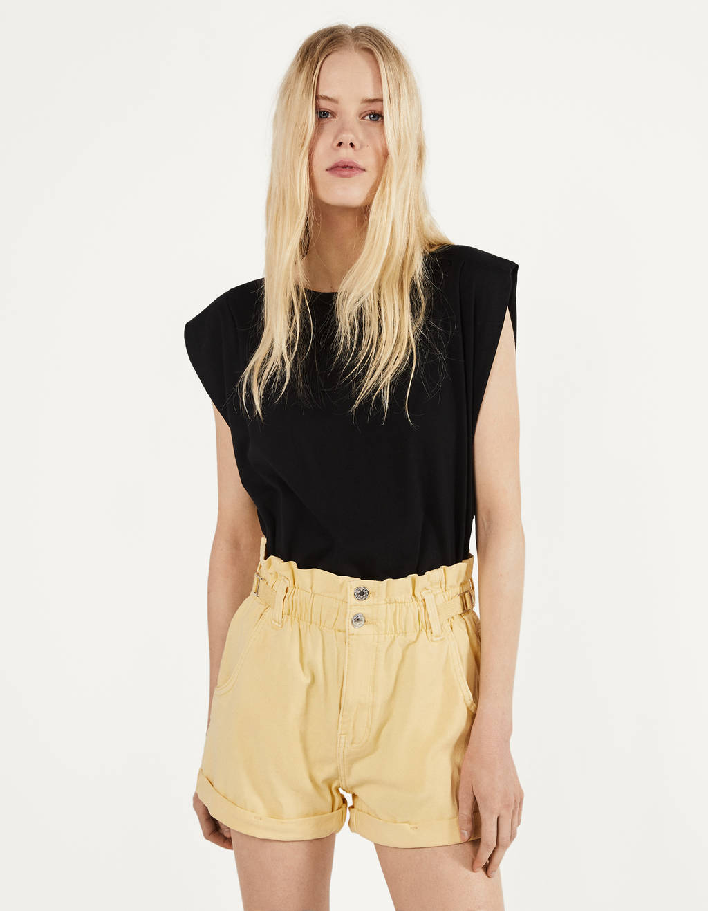 elastic waist shorts with belt loops