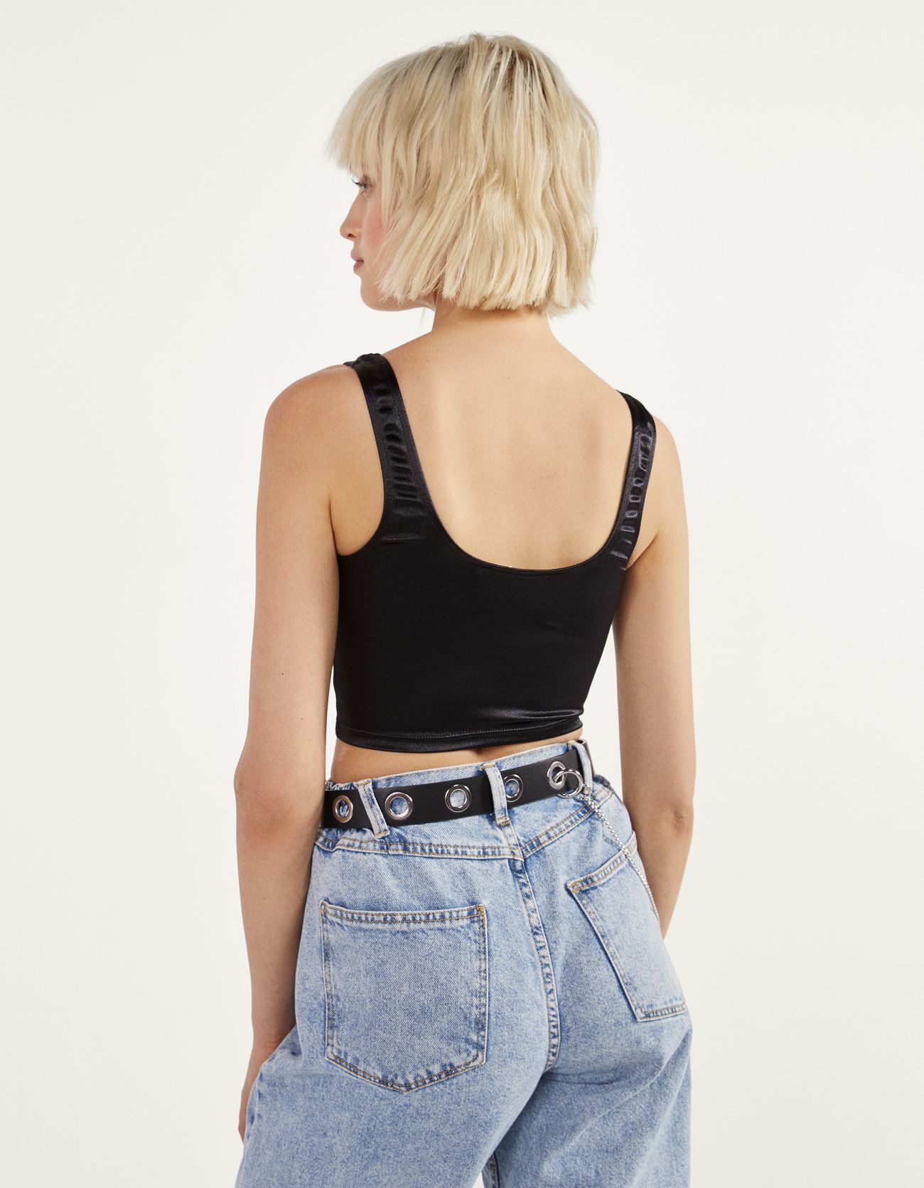 Bershka Saten crop fit top 0 Bershka Saten crop fit top 1
