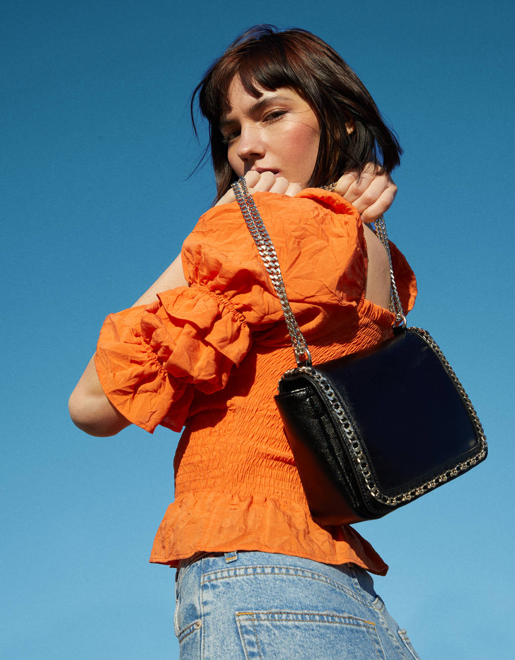 Bolso con cadena - null - Bershka Nicaragua