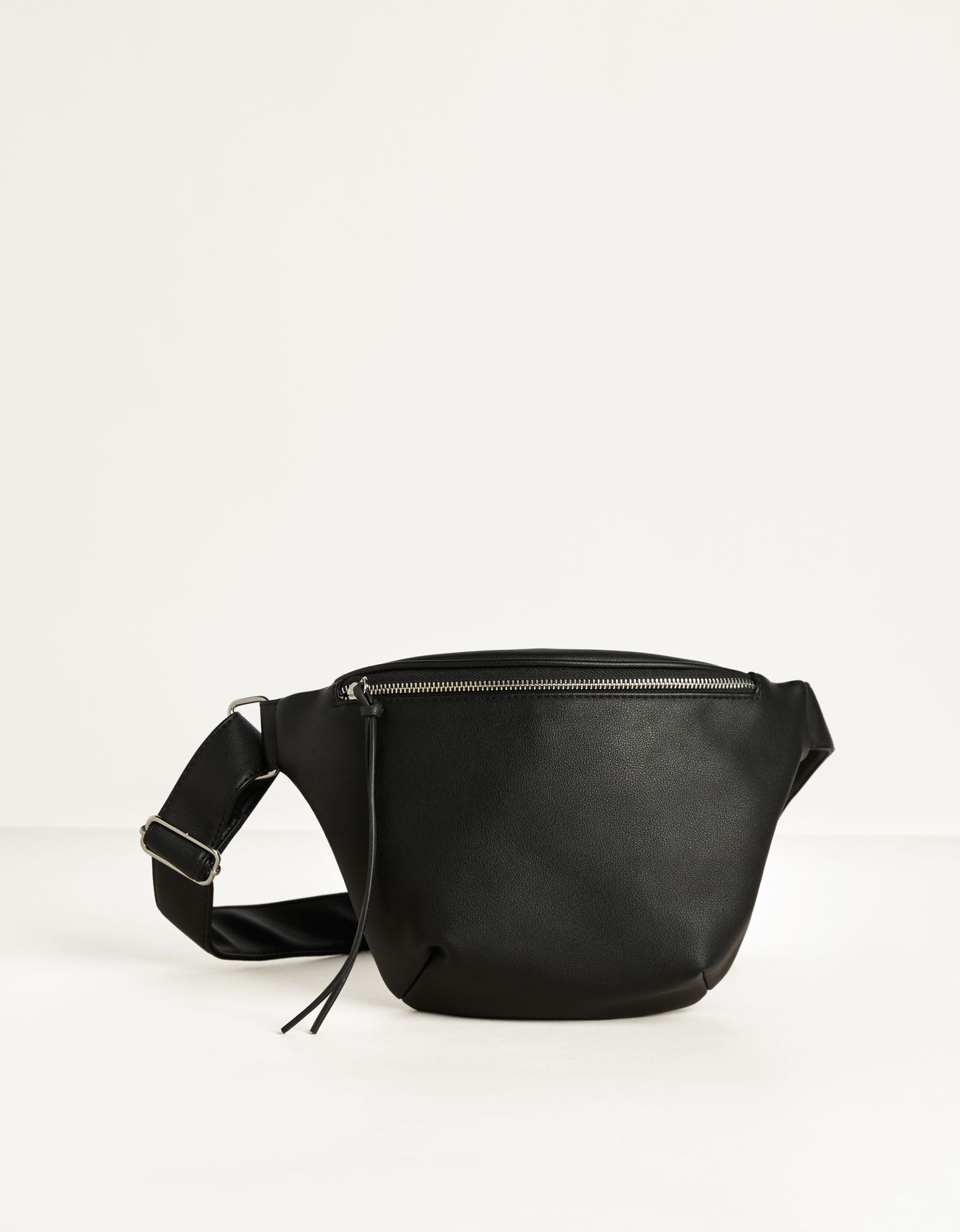 belt bag bershka