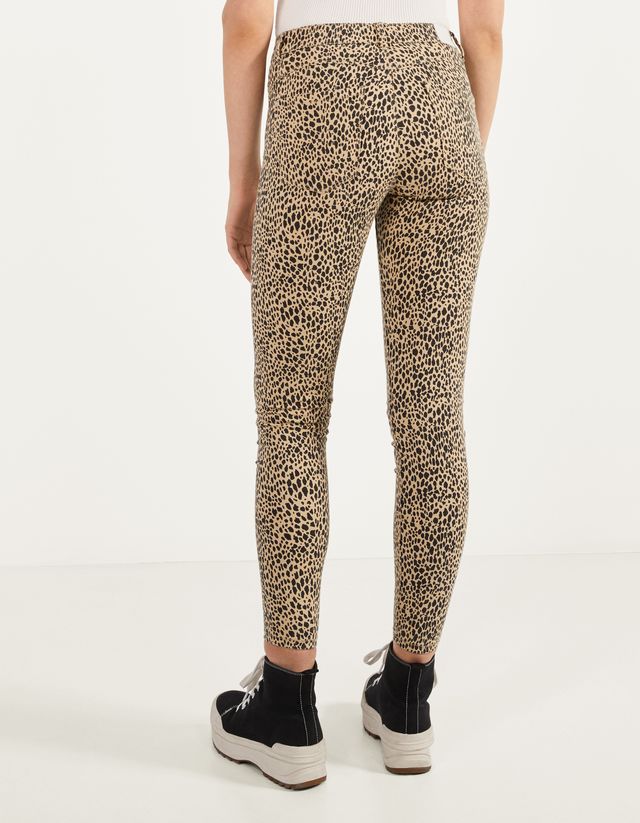 Jeans Push Up Low Waist - null - Bershka Costa Rica