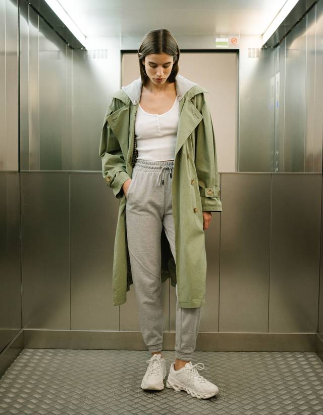 Pantalones | PantalóN Jogger Efecto Piel Negro | Bershka Mujer – Acro Marco