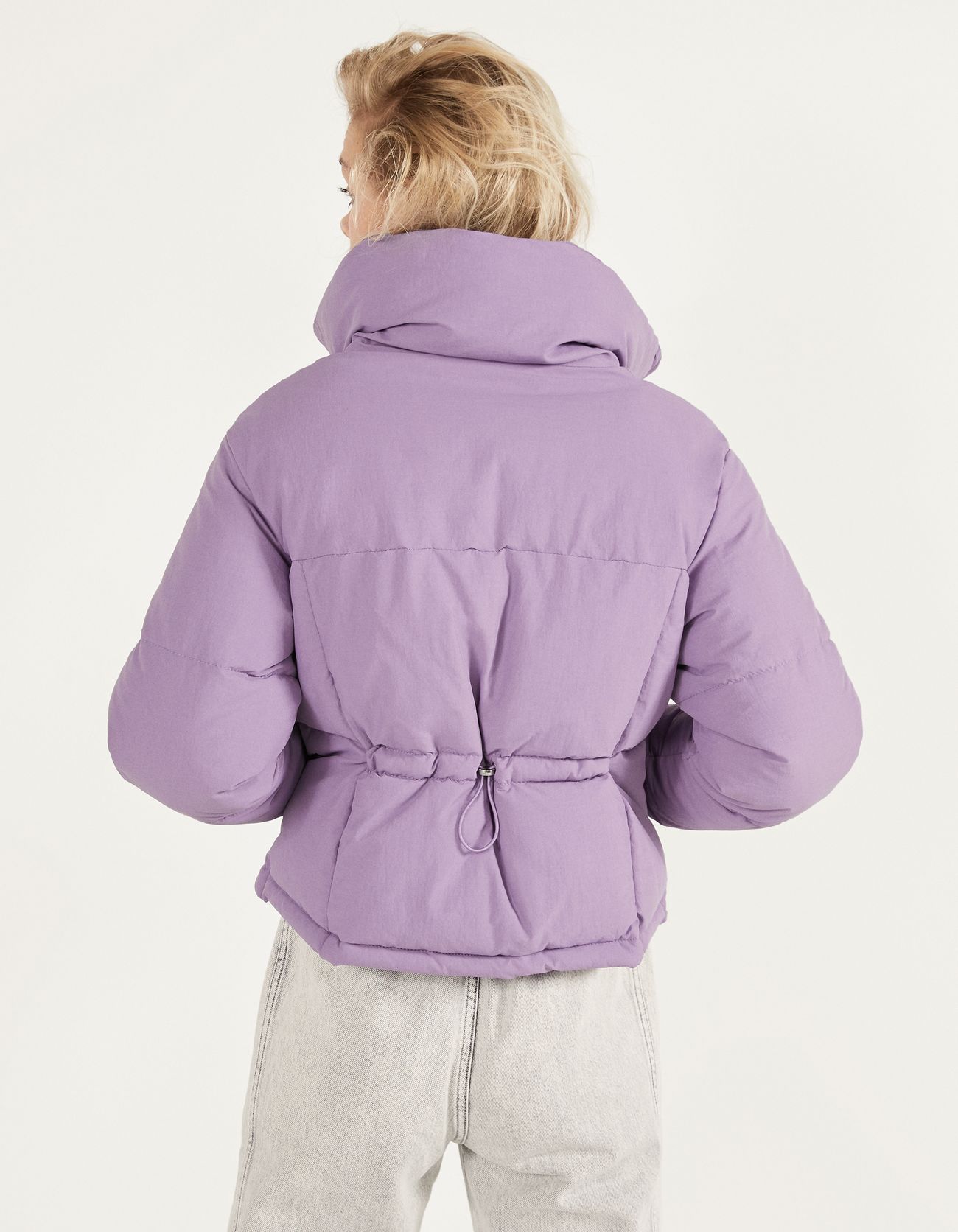 Стеганая куртка из нейлона Фиолетовый Bershka