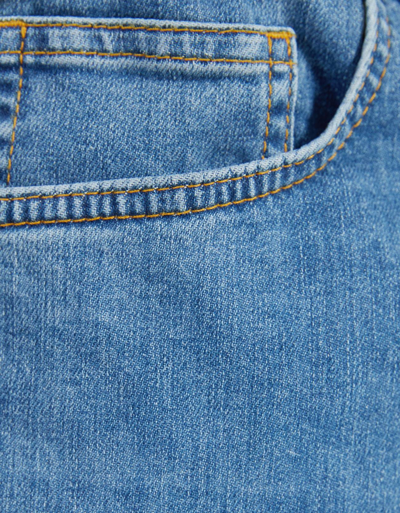 Bershka Jogging fit jean 2 Bershka Jogging fit jean 3