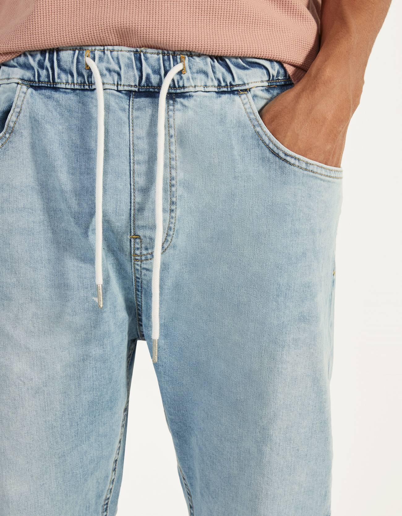 Bershka Jogging fit jean 2 Bershka Jogging fit jean 3