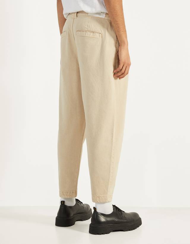 Pantalon coupe ballon - Baskets - Bershka Oman