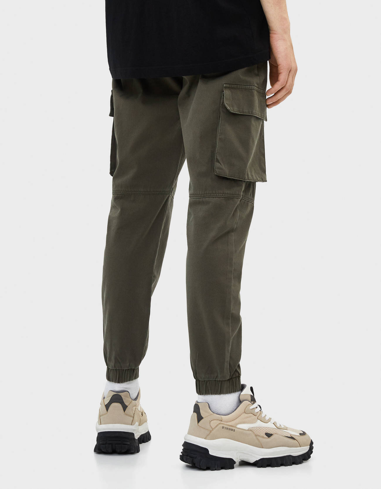 Bershka Kemerli kargo pantolon 4 Bershka Kemerli kargo pantolon 5