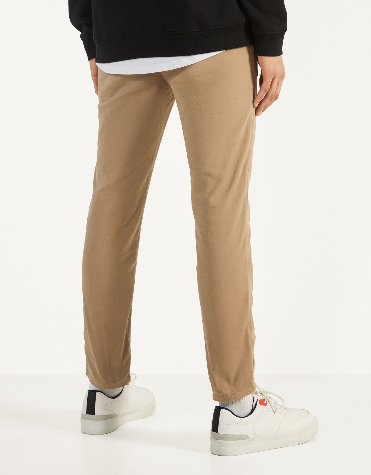 Bershka Kemerli slim fit chino pantolon 8 Bershka Kemerli slim fit chino pantolon 9