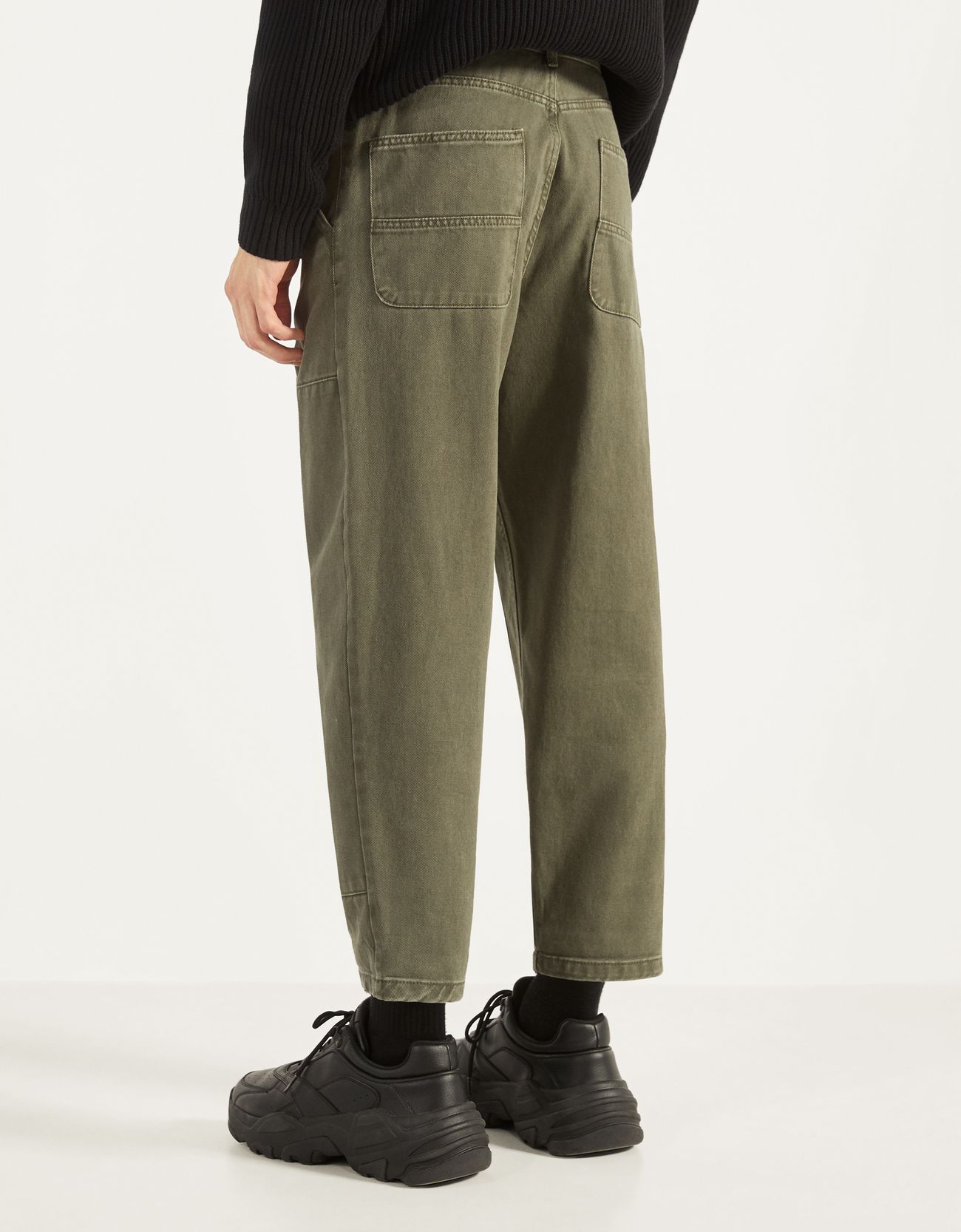 Bershka Bol kesim pantolon 4 Bershka Bol kesim pantolon 5