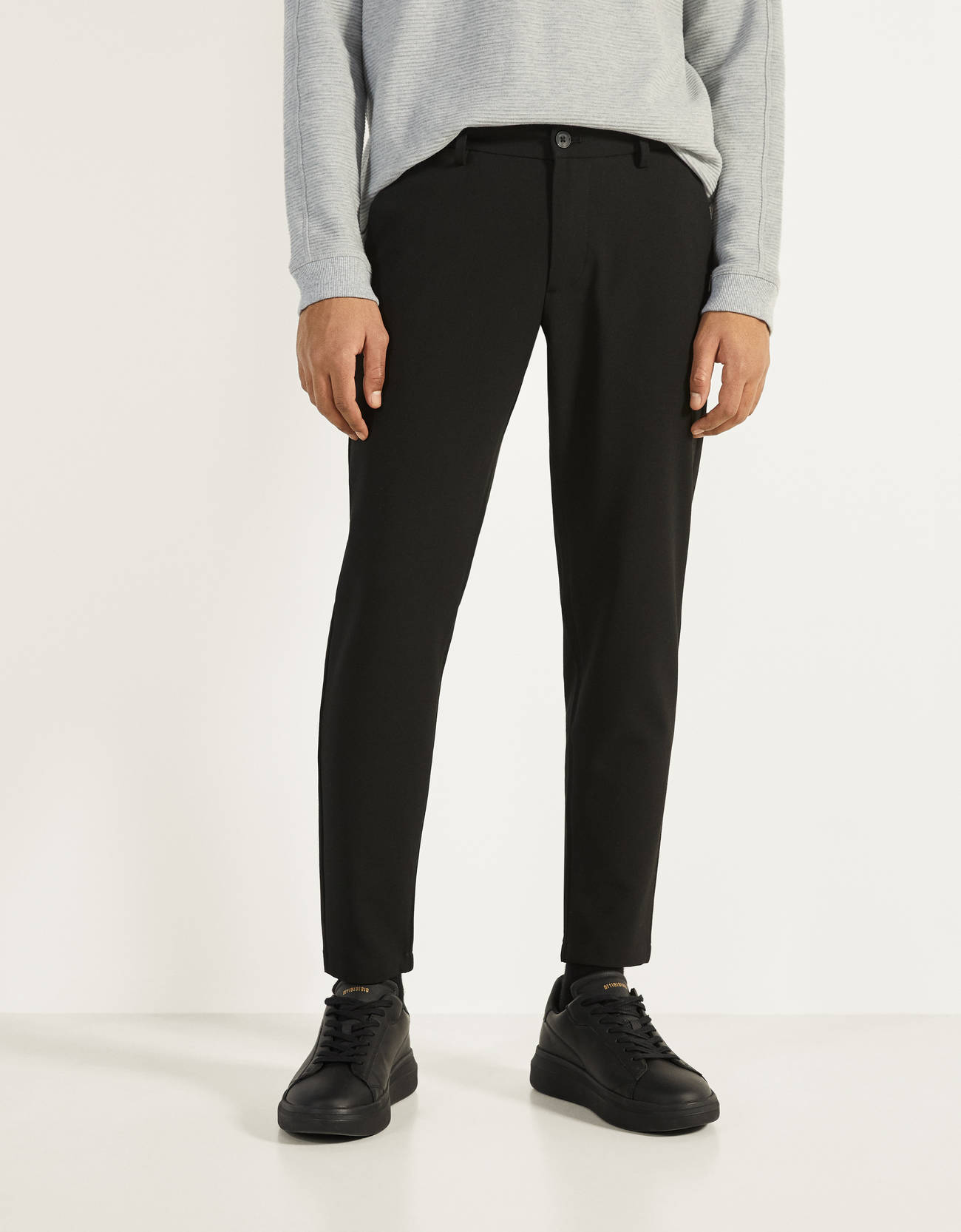 Pantalón tailoring - Pantalones - Bershka Ecuador