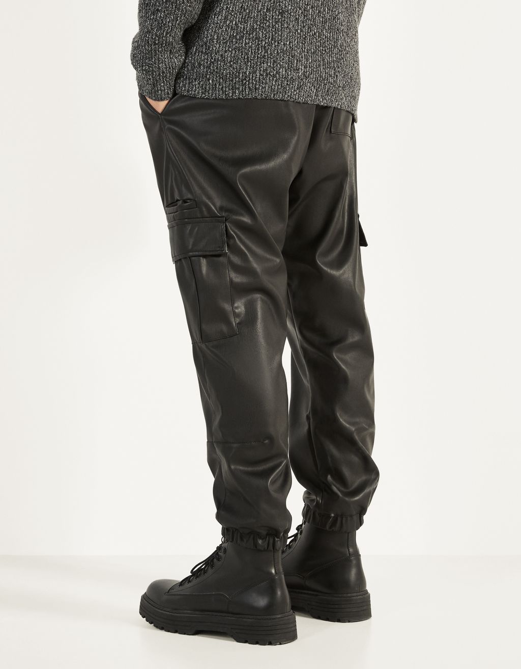 Faux leather jogger trousers - null 