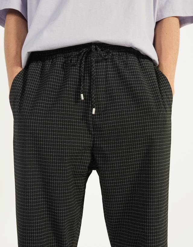 checked jogging trousers