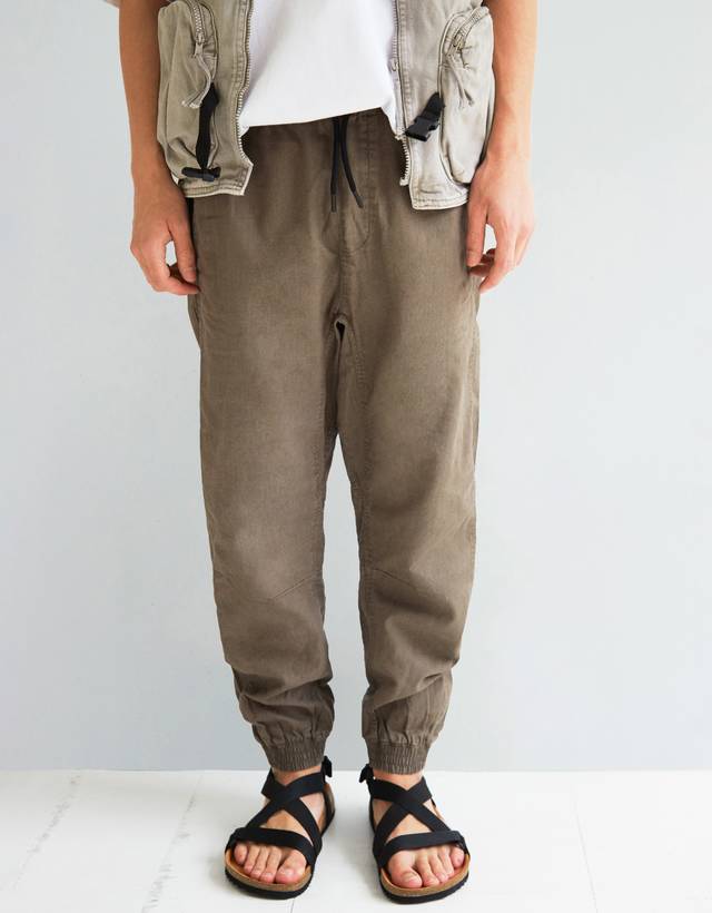 Linen joggers - Trousers - Bershka 