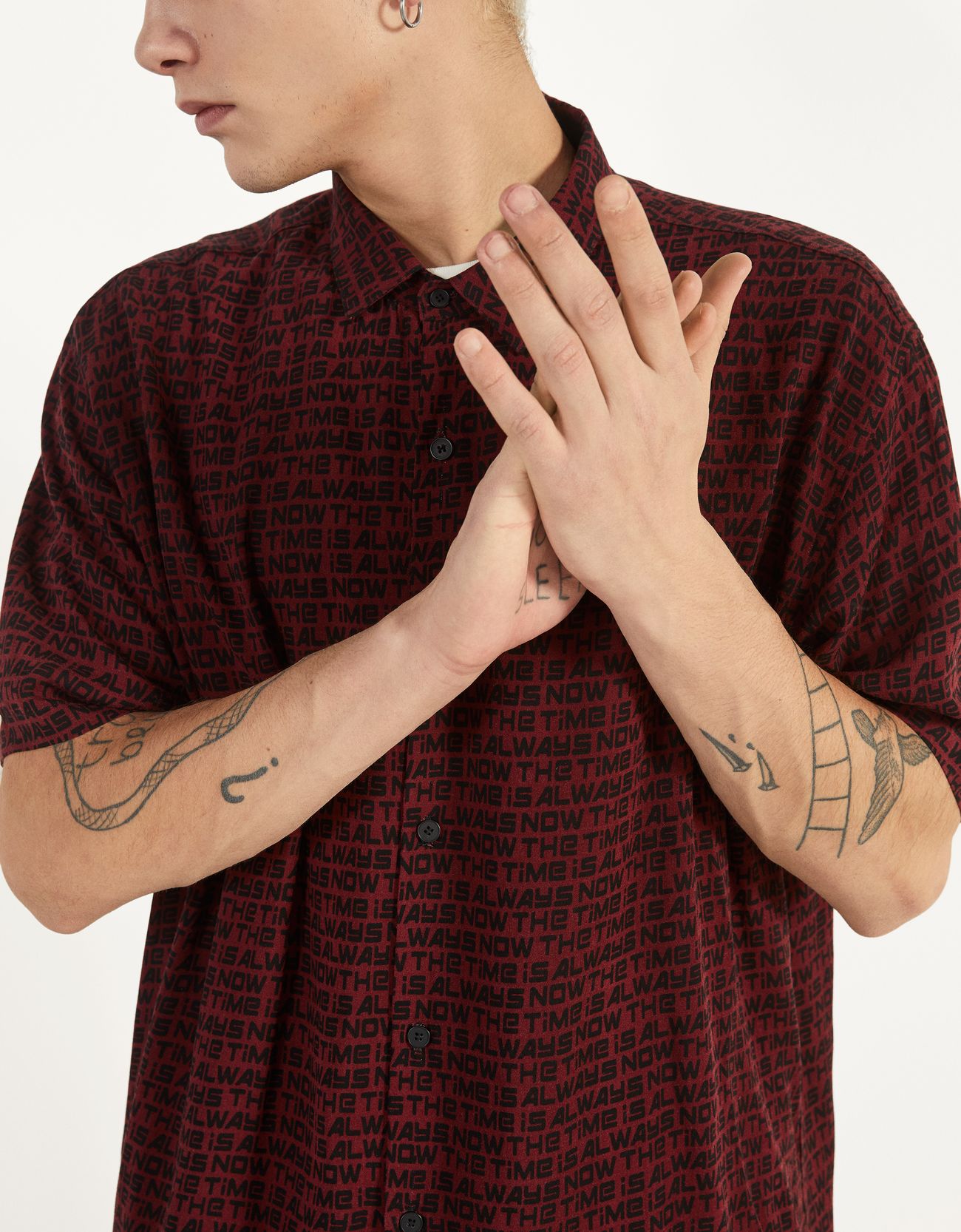 Bershka Desenli gömlek 2 Bershka Desenli gömlek 3