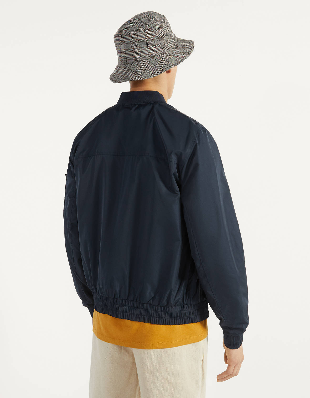 Bershka İnce bomber ceket 0 Bershka İnce bomber ceket 1
