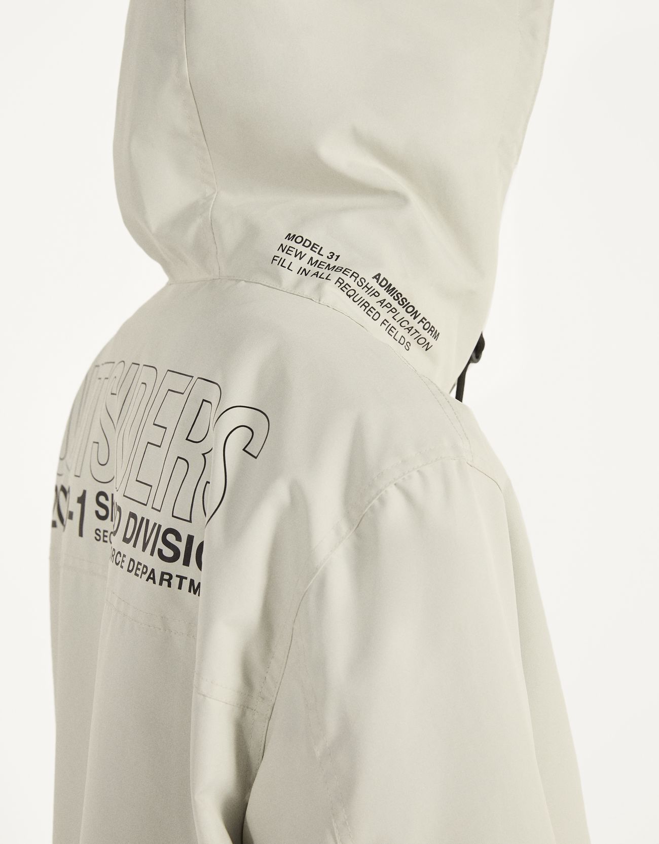 Bershka Hafif naylon parka 0 Bershka Hafif naylon parka 1