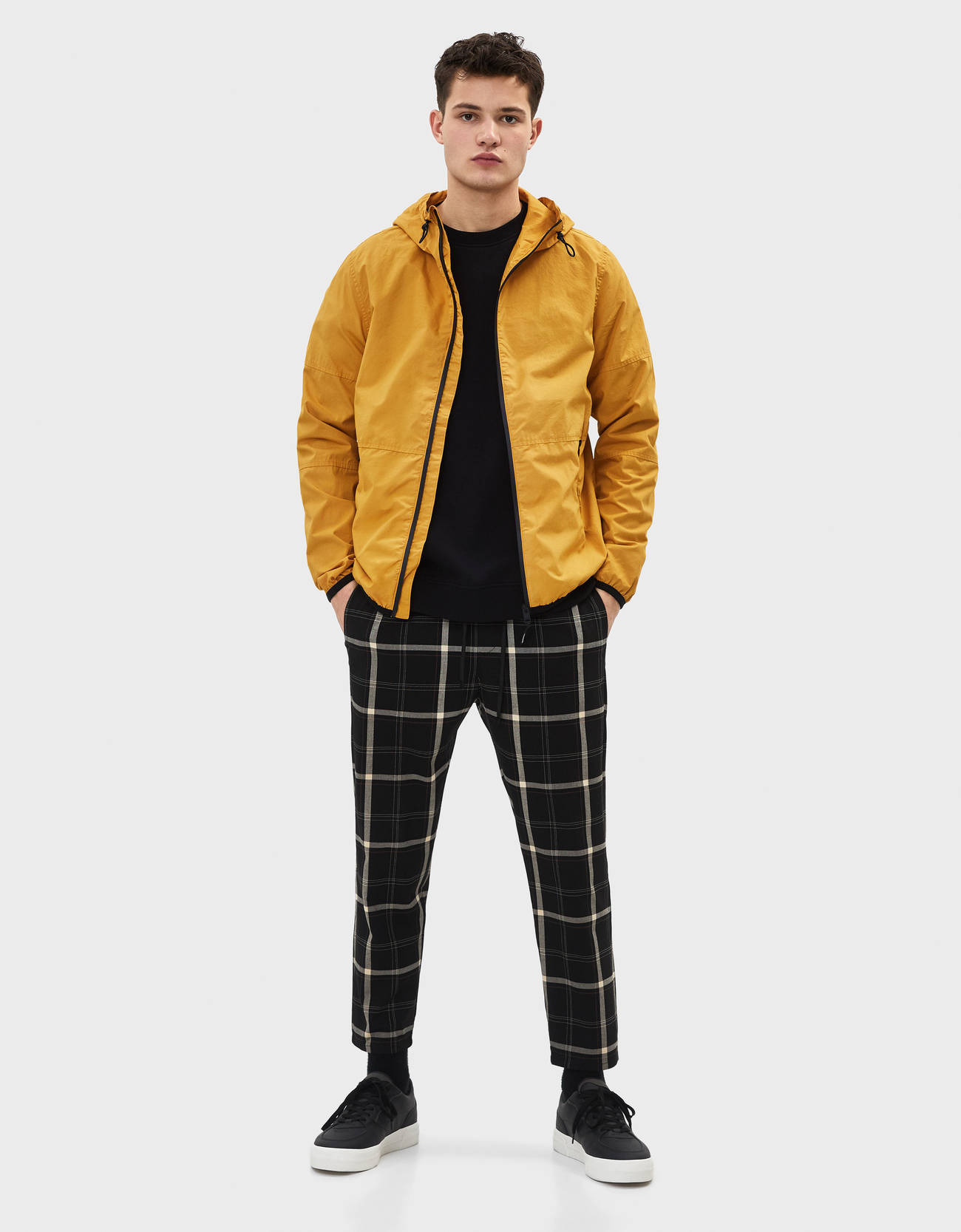 Bershka Kapüşonlu pamuklu şişme mont 4 Bershka Kapüşonlu pamuklu şişme mont 5