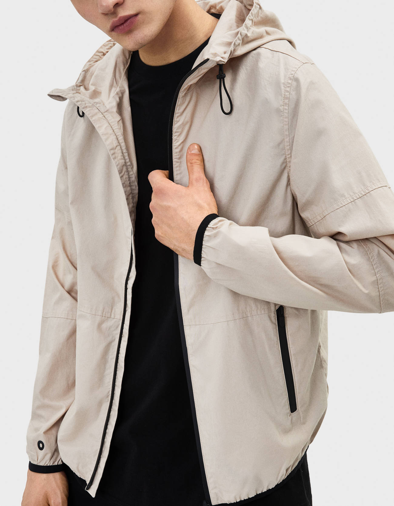 Bershka Kapüşonlu pamuklu şişme mont 8 Bershka Kapüşonlu pamuklu şişme mont 9