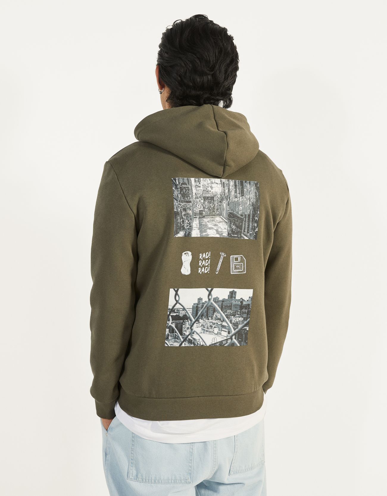 Bershka Desenli kapüşonlu sweatshirt 8 Bershka Desenli kapüşonlu sweatshirt 9