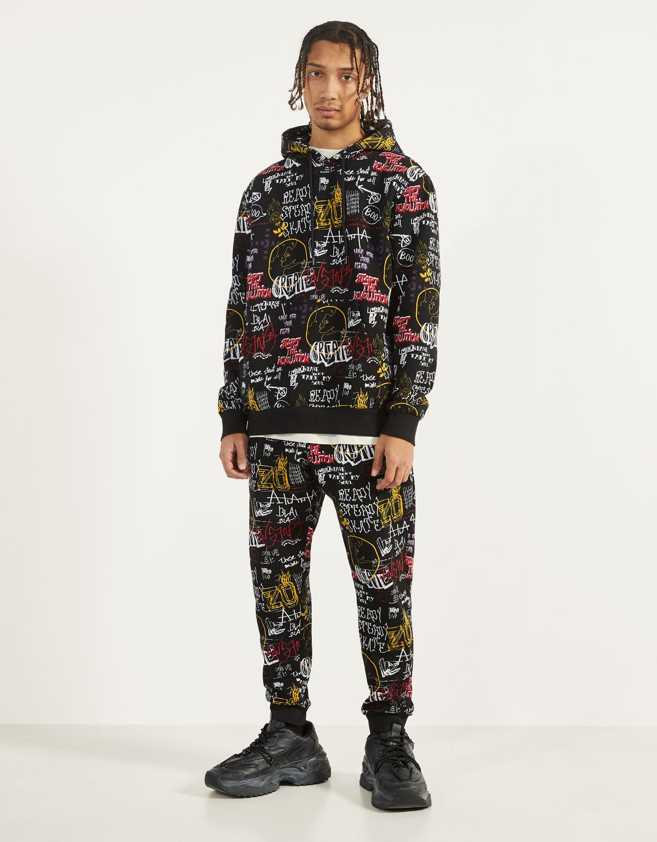 Bershka Desenli kapüşonlu sweatshirt 4 Bershka Desenli kapüşonlu sweatshirt 5