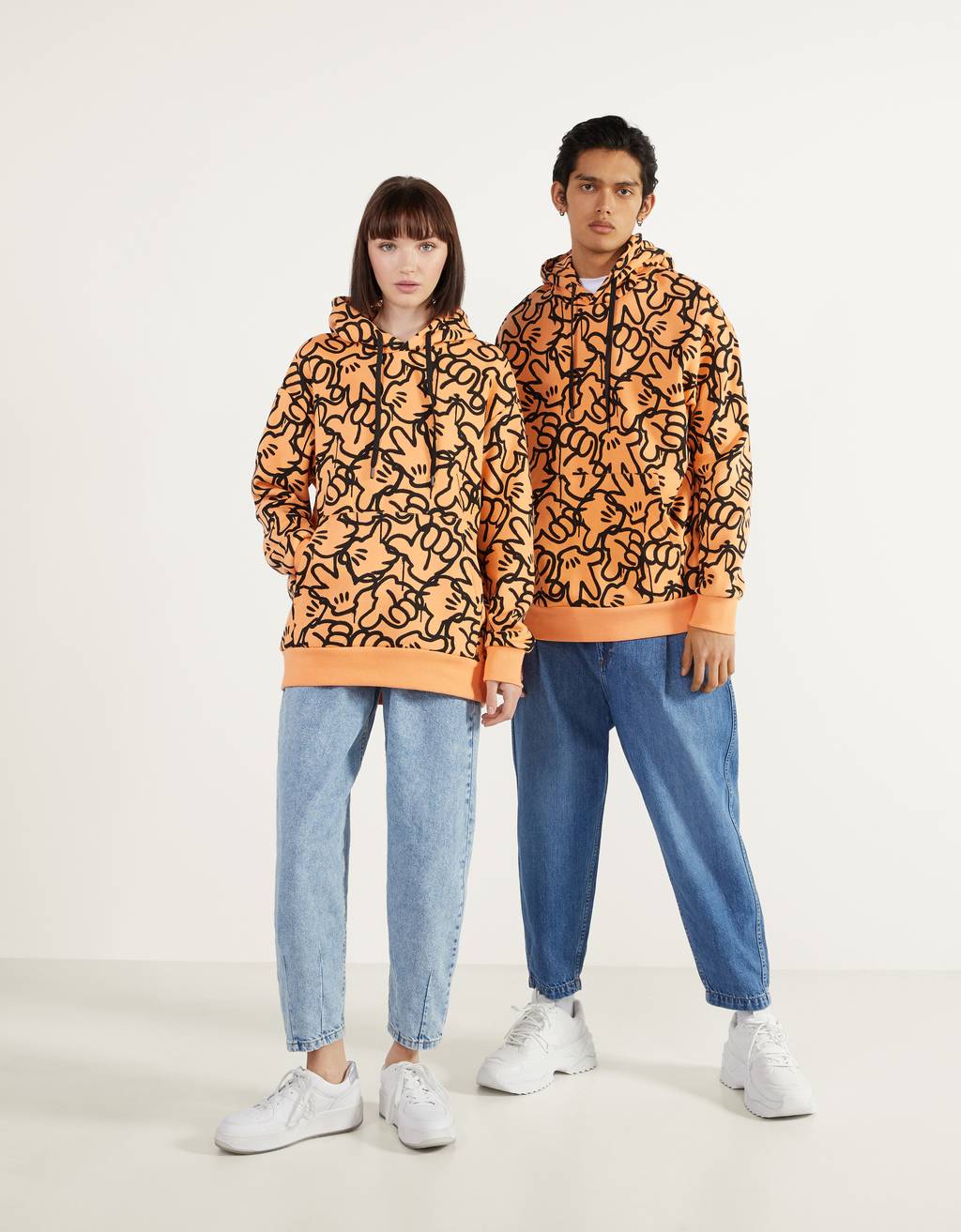 https://static.bershka.net/4/photos2/2020/V/0/2/p/1863/130/615/01/1863130615_2_3_3.jpg?t=1582217614329