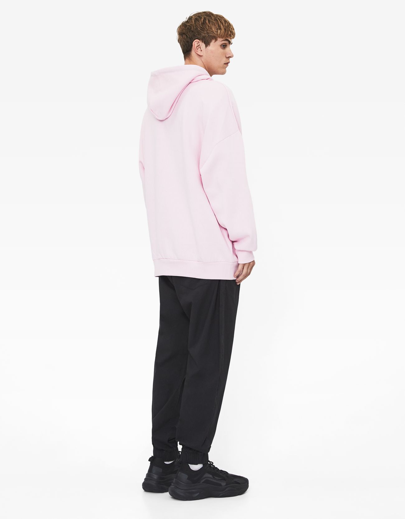 Bershka Kapüşonlu sweatshirt 10 Bershka Kapüşonlu sweatshirt 11