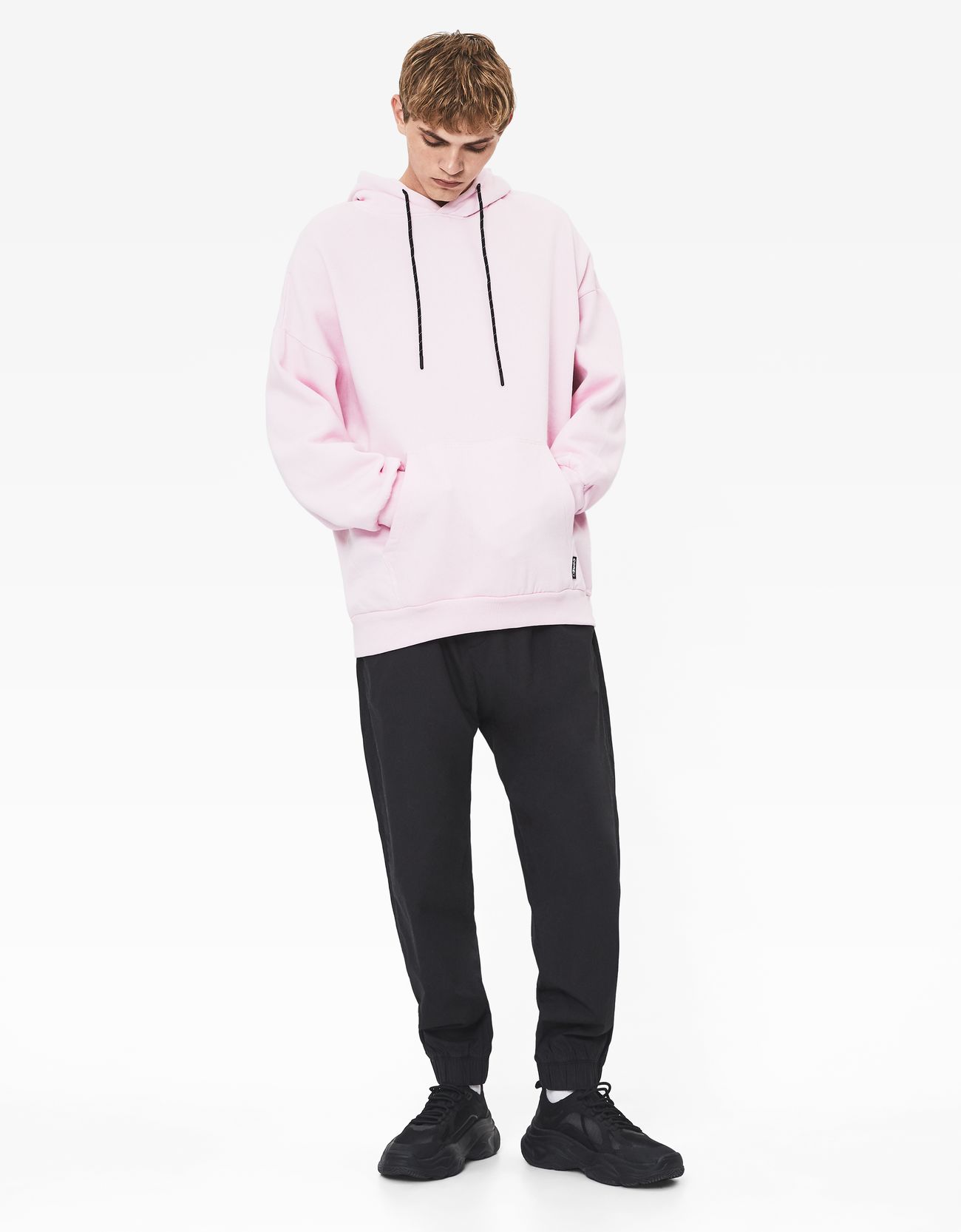 Bershka Kapüşonlu sweatshirt 6 Bershka Kapüşonlu sweatshirt 7