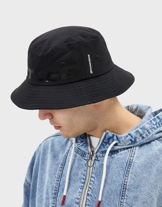 bershka bucket hat