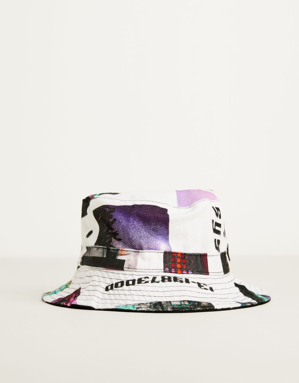 Printed bucket hat - New - Bershka 