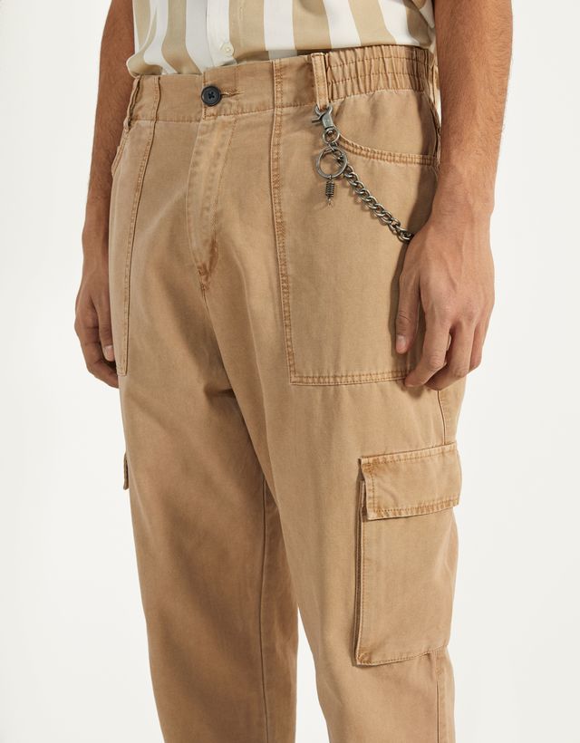 cargo pants with chain bershka