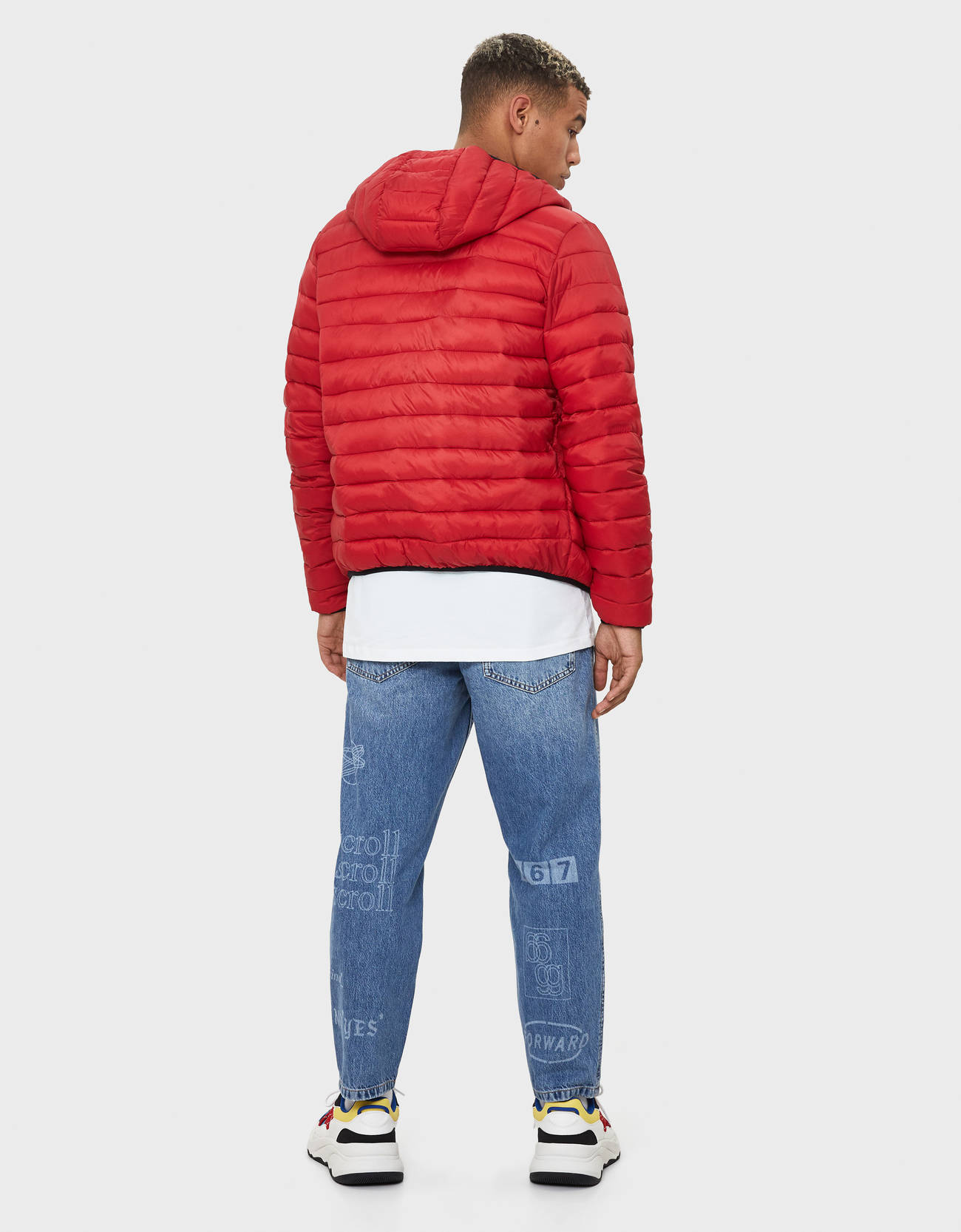 Bershka Kapüşonlu şişme mont 0 Bershka Kapüşonlu şişme mont 1