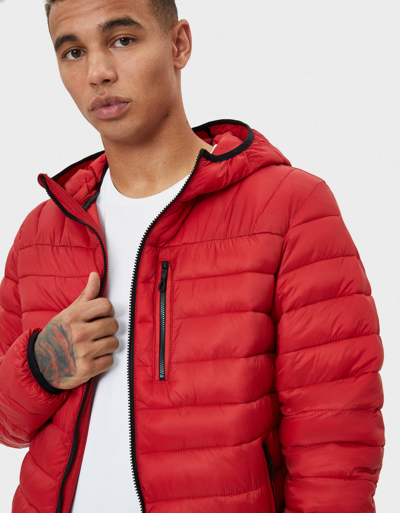 Bershka Kapüşonlu şişme mont 2 Bershka Kapüşonlu şişme mont 3