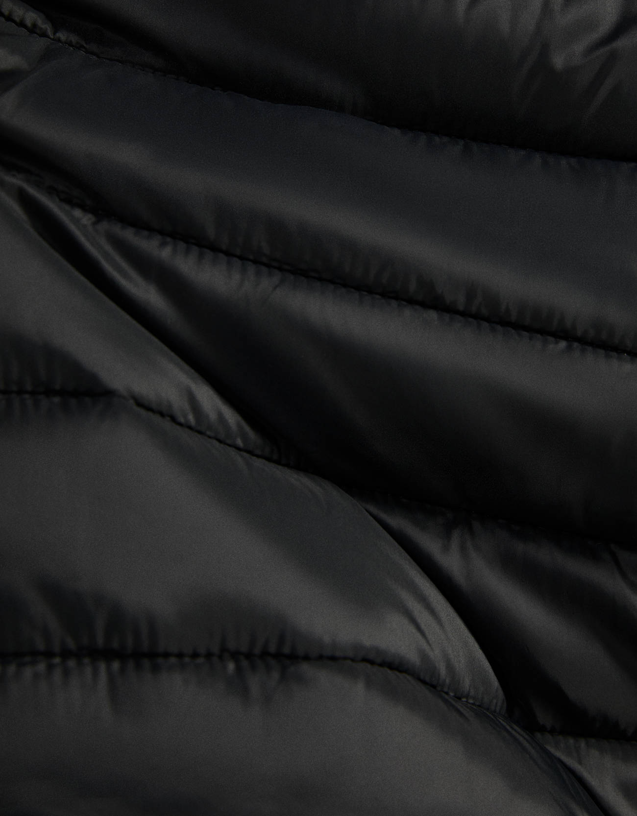 Bershka Kapüşonlu şişme mont 8 Bershka Kapüşonlu şişme mont 9