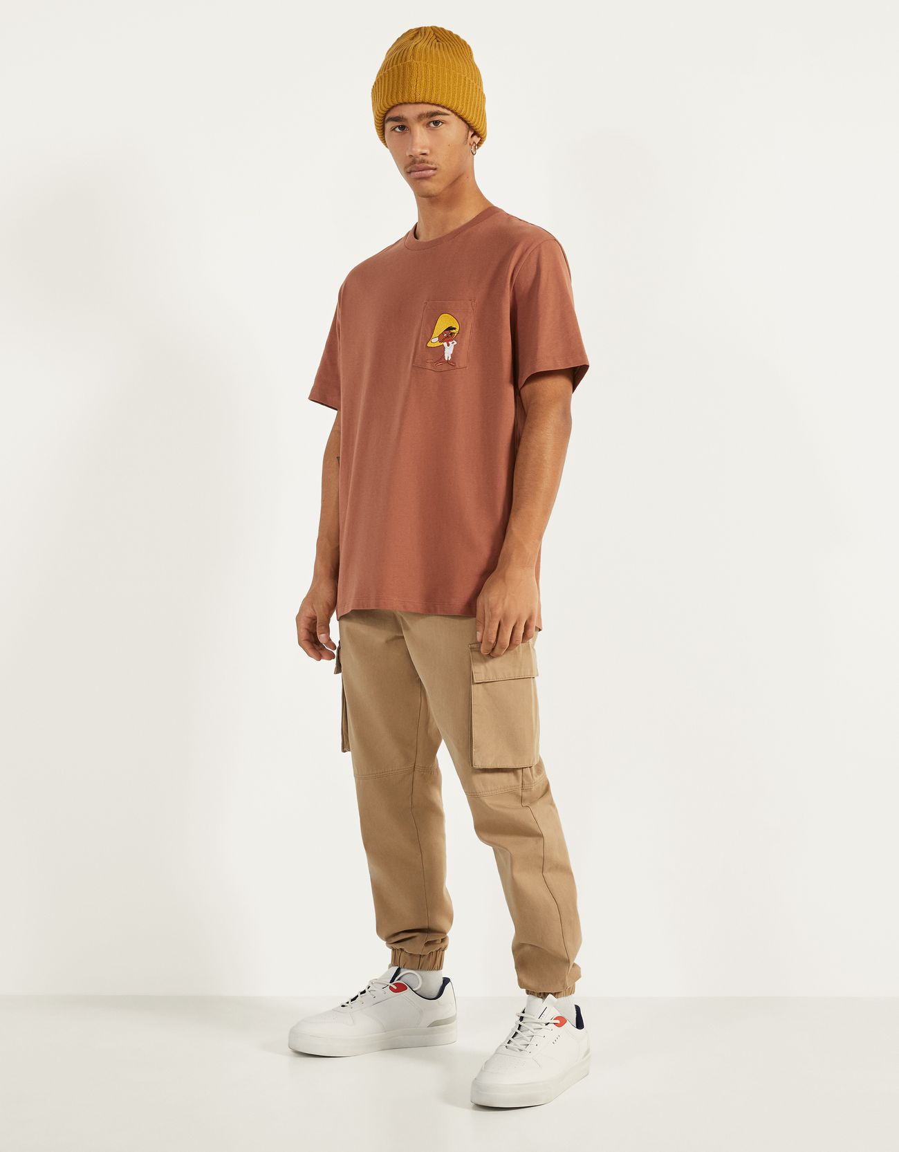Bershka Speedy González baskılı t-shirt 4 Bershka Speedy González baskılı t-shirt 5