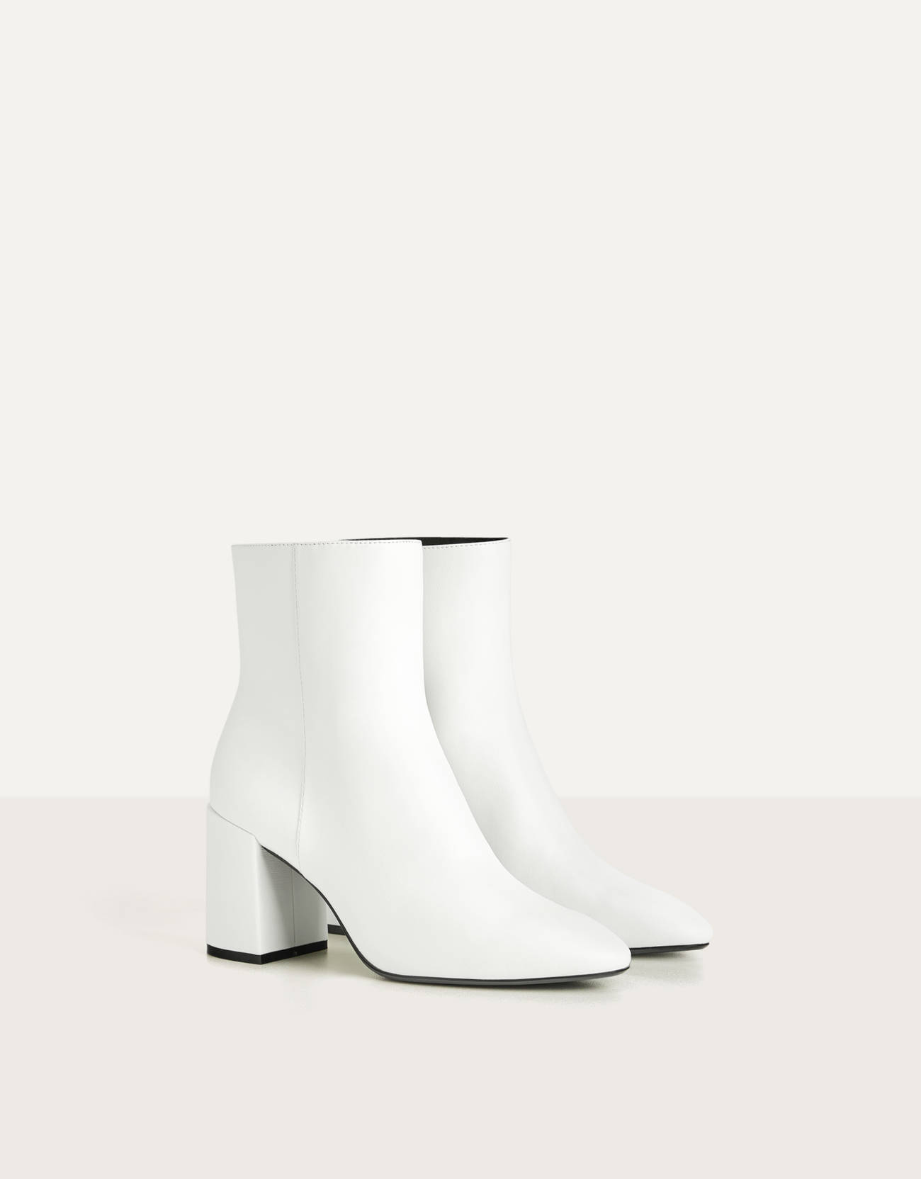 bershka patent ankle boot