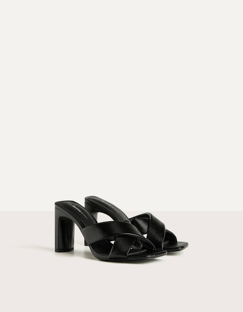 tenis fila disruptor negro