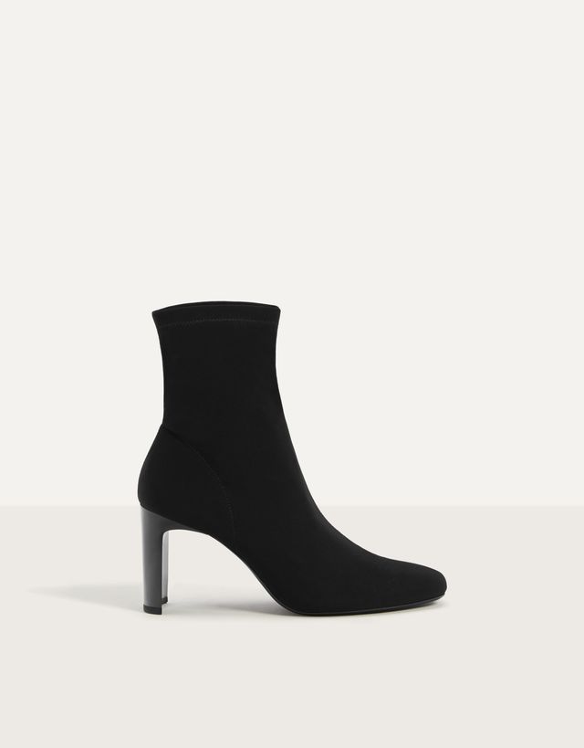 BOTÍN TACÓN ELÁSTICO GRABADO - Negro | ZARA España