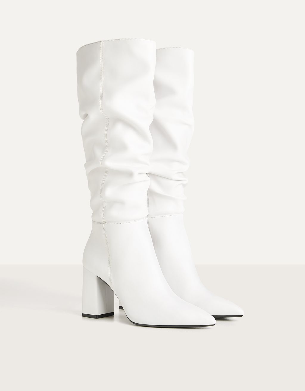 High heel slouched boots - null 