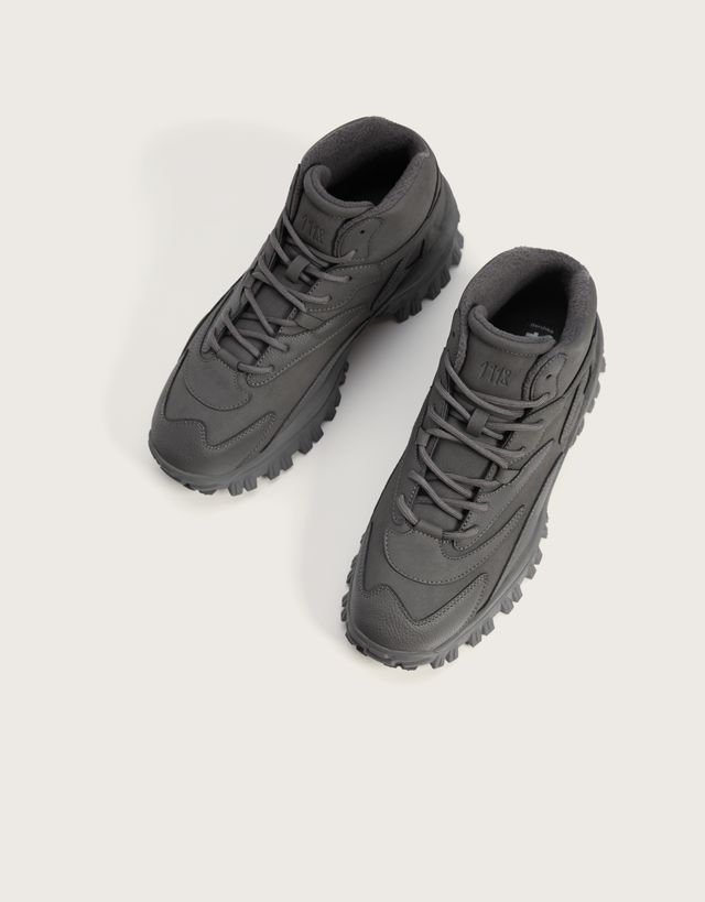 Botines deportivos trekking hombre - Mujer | Bershka