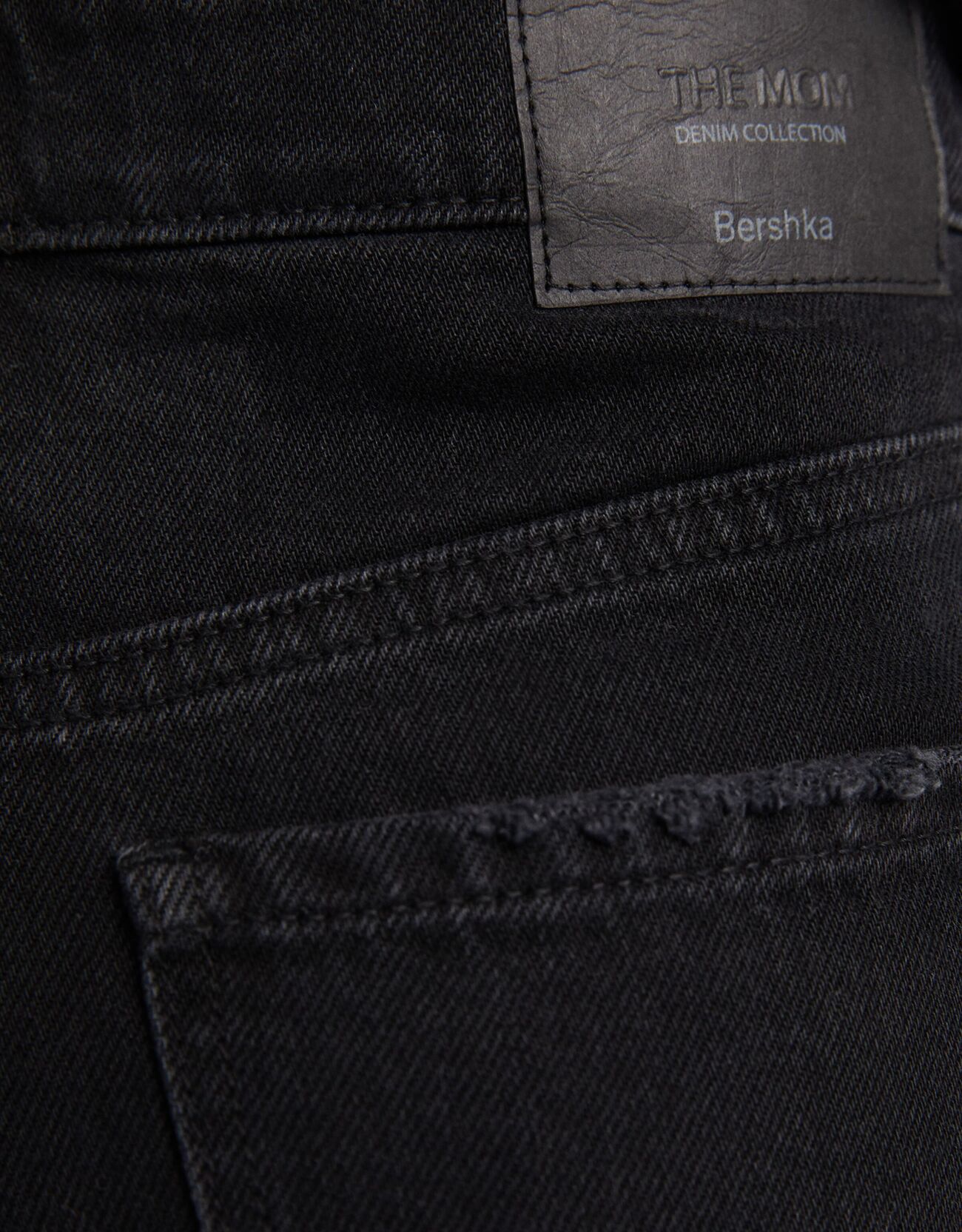 Bershka Distressed detaylı mom jean 4 Bershka Distressed detaylı mom jean 5