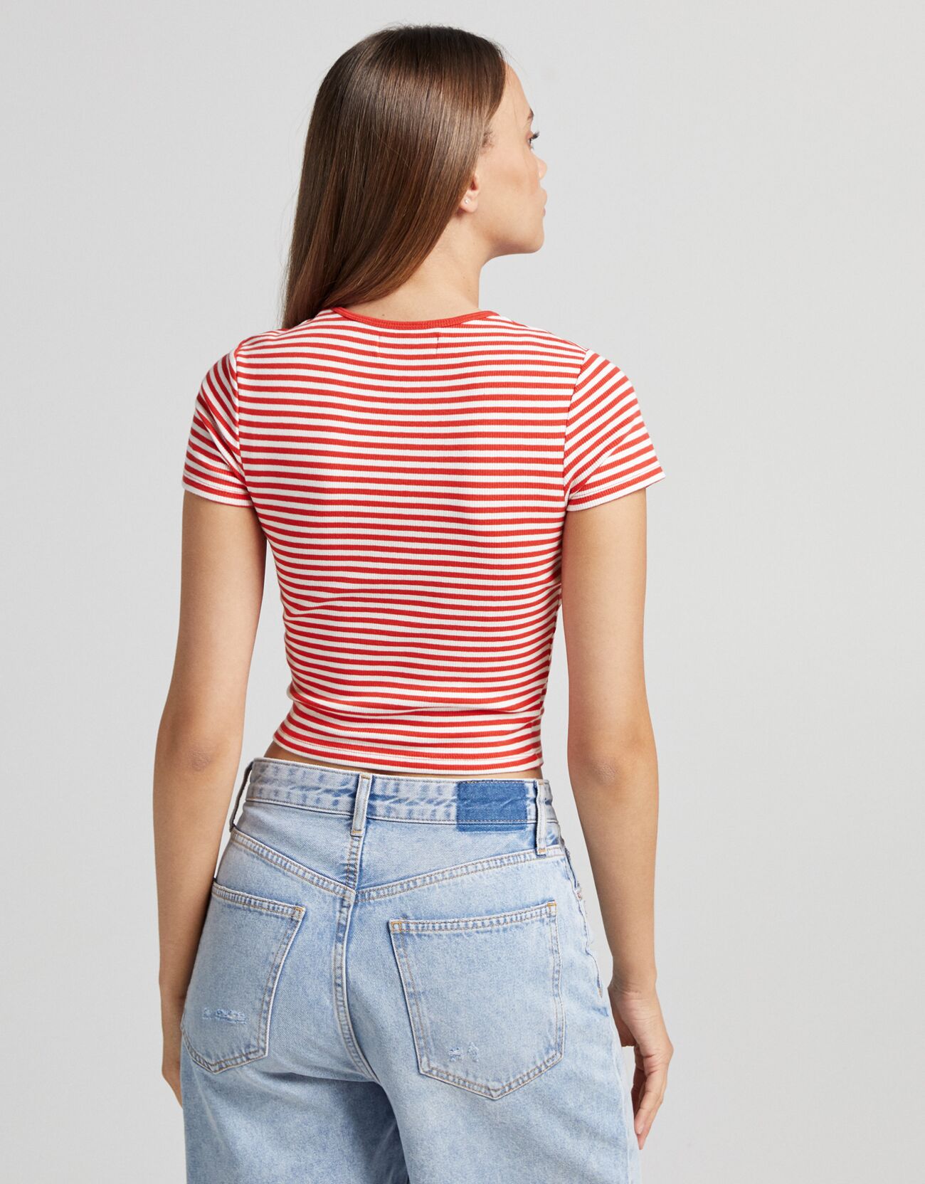 Bershka Kısa kollu fitilli t-shirt 10 Bershka Kısa kollu fitilli t-shirt 11