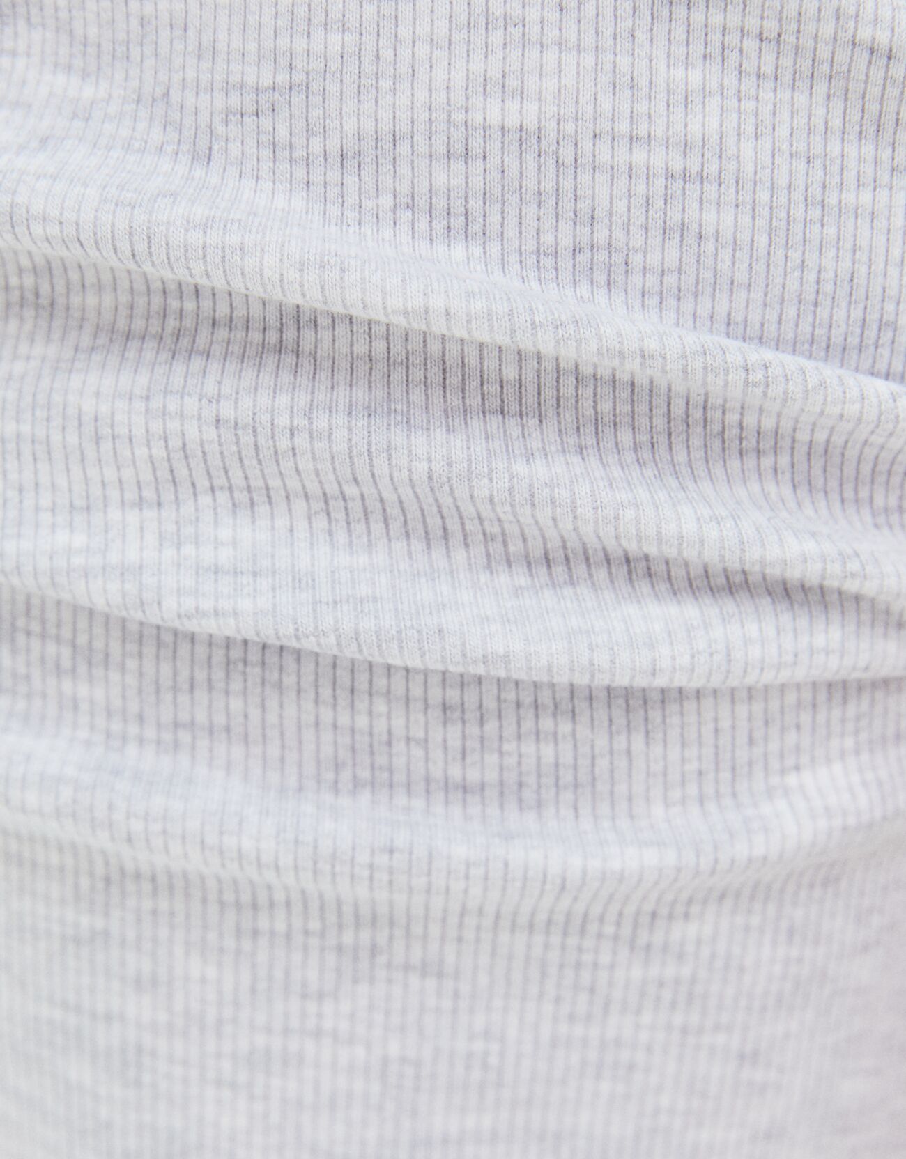 Bershka Kısa kollu fitilli t-shirt 2 Bershka Kısa kollu fitilli t-shirt 3