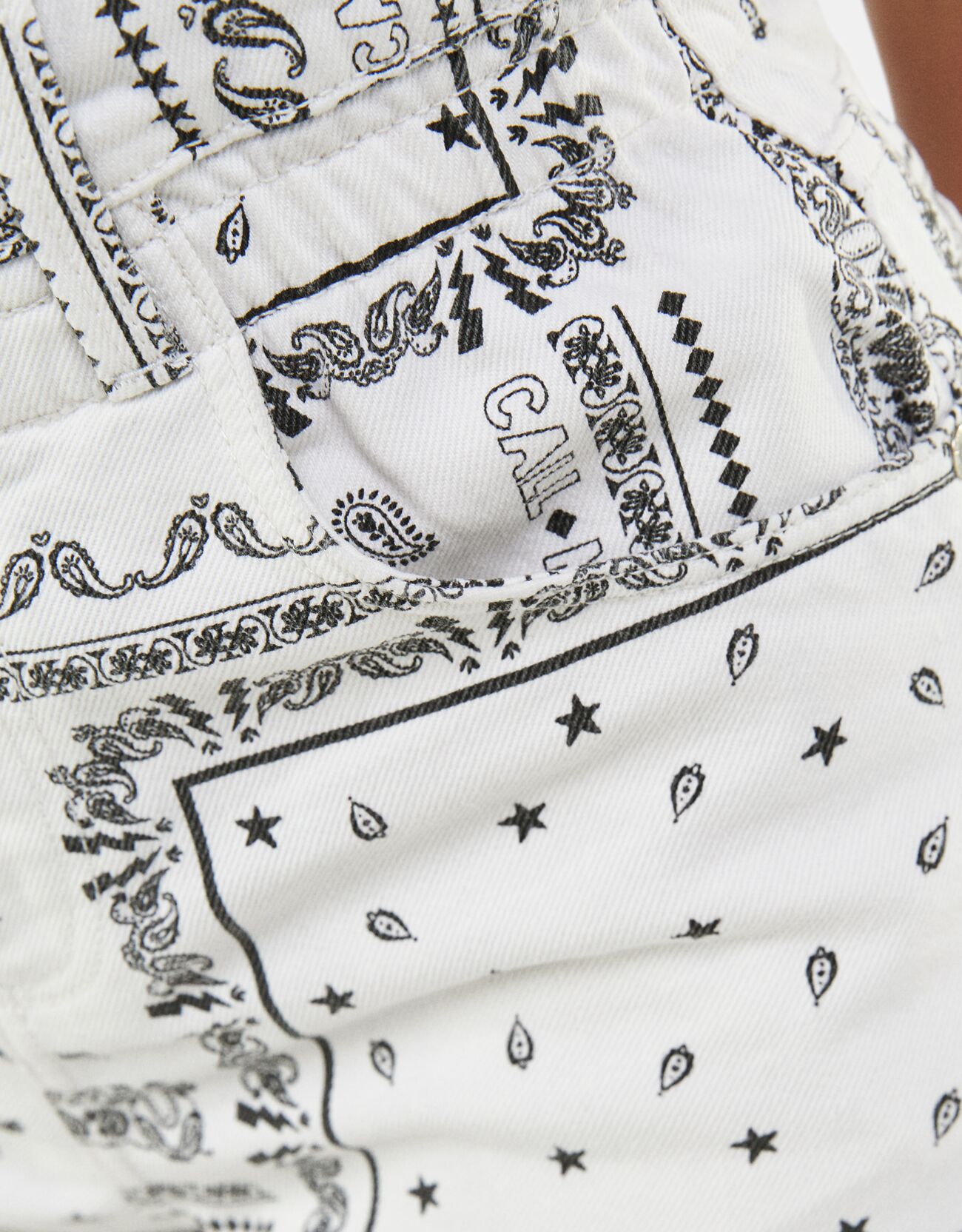 Bershka Fitilli paperbag şort 2 Bershka Fitilli paperbag şort 3