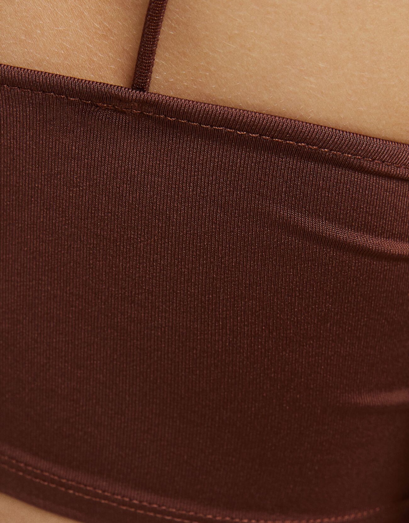 Bershka İnce askılı top. 5 Bershka İnce askılı top. 5