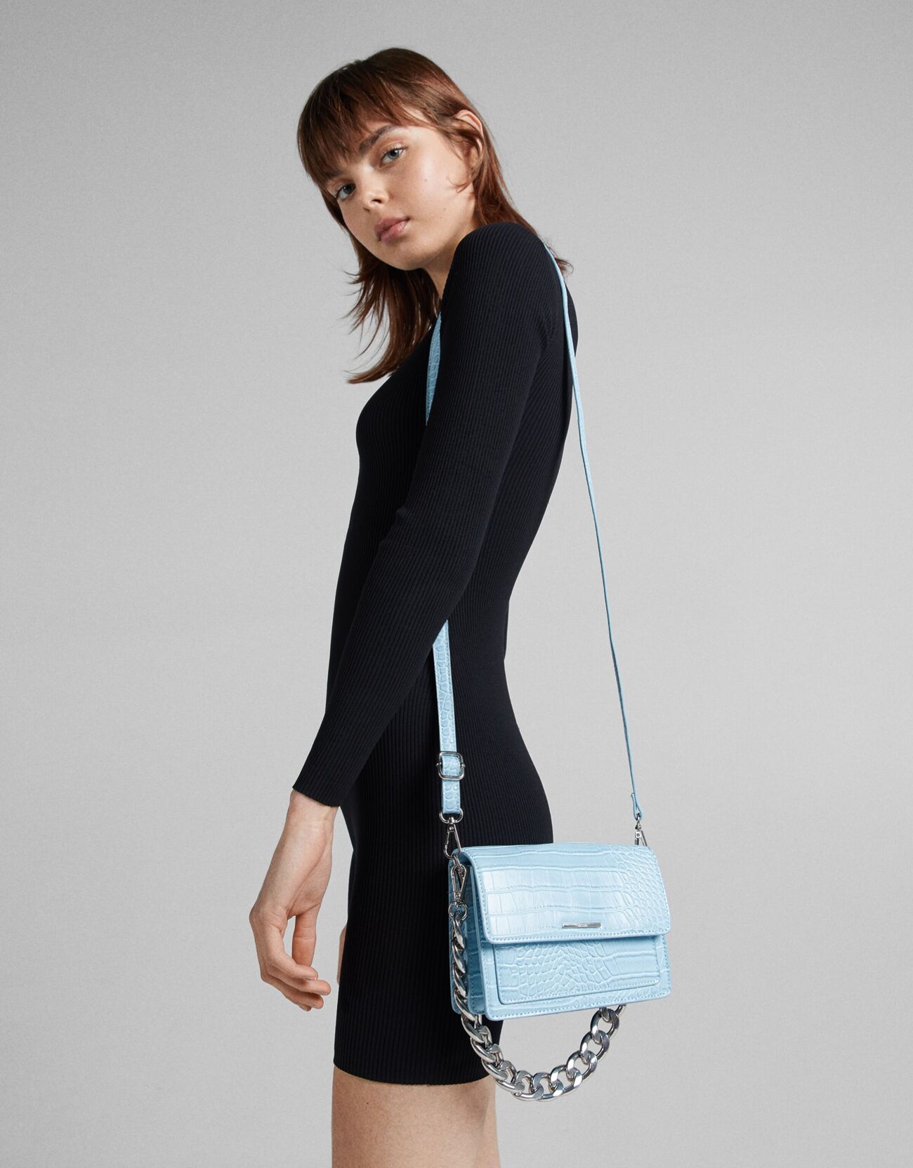 Bershka Timsah desenli clutch çanta 6 Bershka Timsah desenli clutch çanta 7