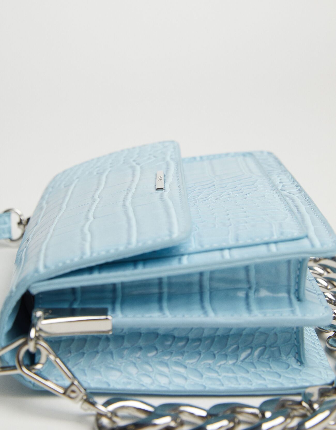 Bershka Timsah desenli clutch çanta 4 Bershka Timsah desenli clutch çanta 5